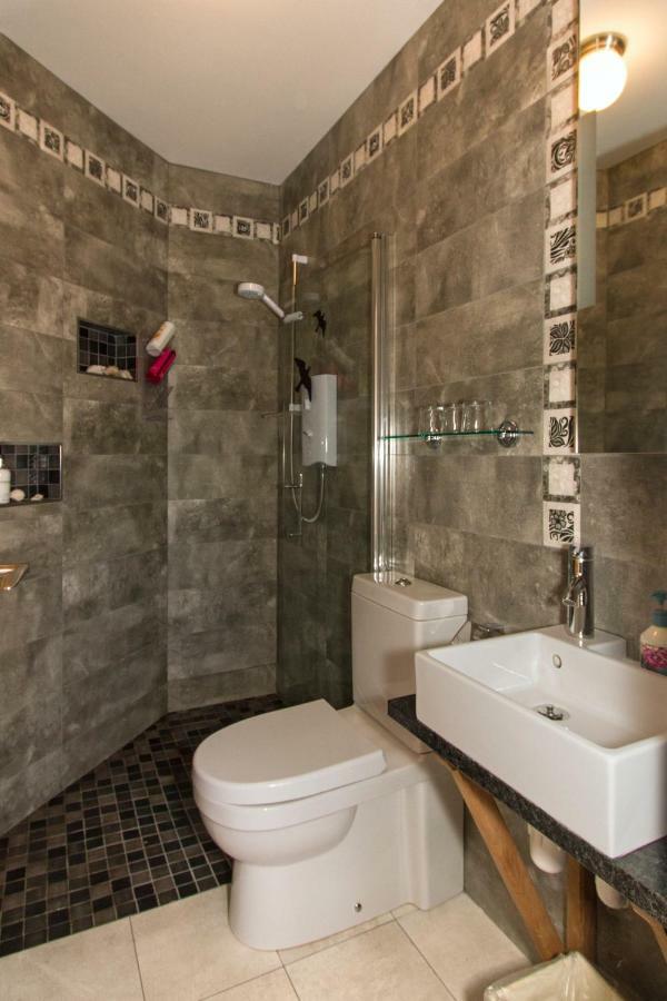 Cluain Abhainn 2-4 Guests, Private Entrance Westport